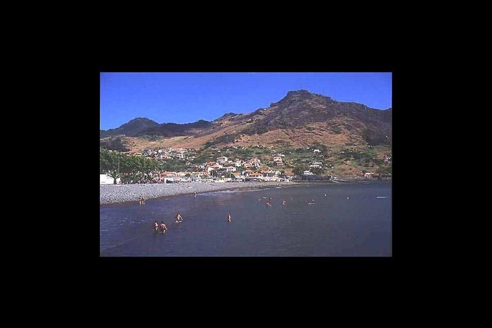Machico es una de las pocas ciudades de Madeira con playa.