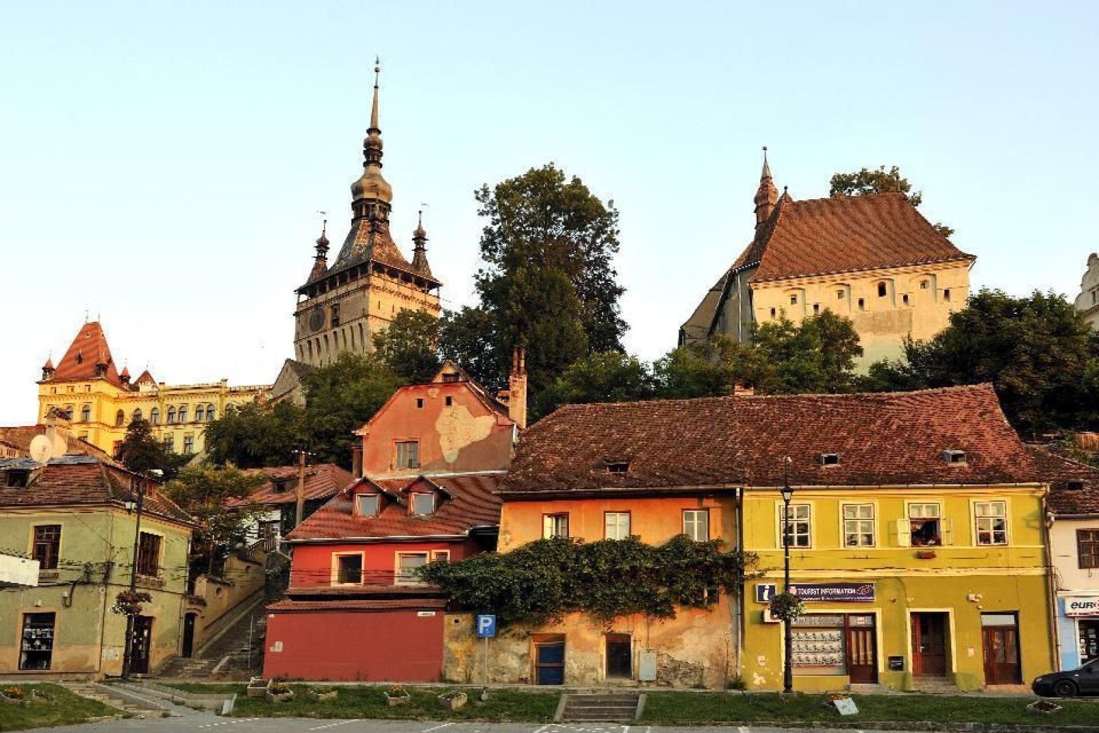 Diese alte siebenbrgische Stadt mit romantischem mittelalterlichem Flair ist eine der besonderen Schnheiten Rumniens.