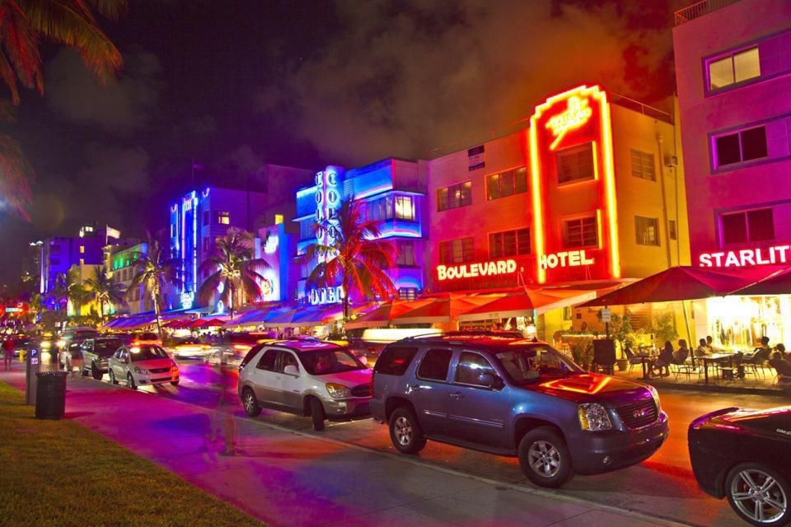 Ocean Drive est la rue la plus Art Deco de Floride.