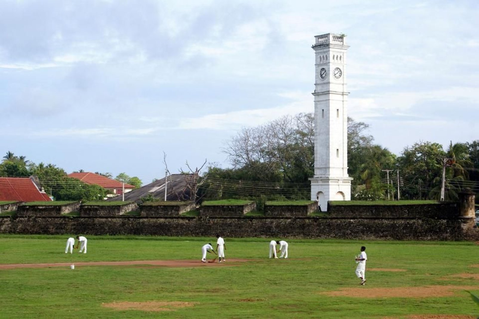Il cricket è lo sport N.1 in Sri-Lanka. La squadra nazionale eccelle nella disciplina.