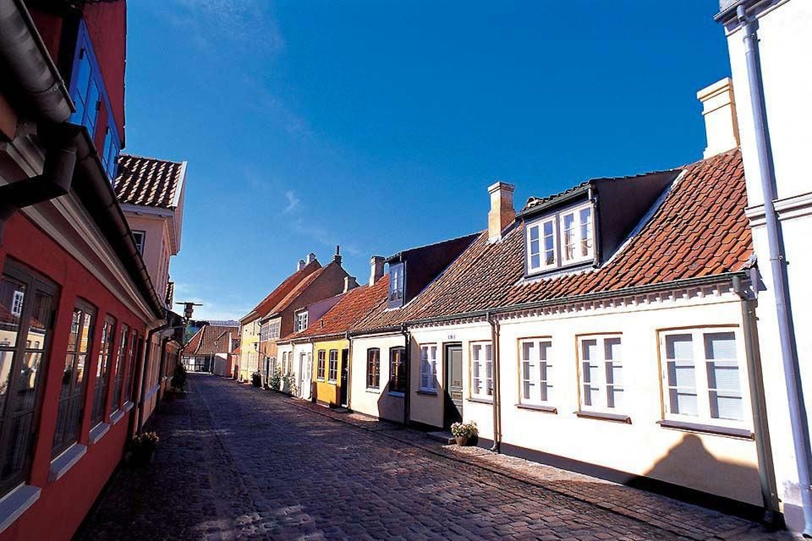 Odense ist nicht direkt am Meer gelegen aber trotzdem vom Wasser geprägt.