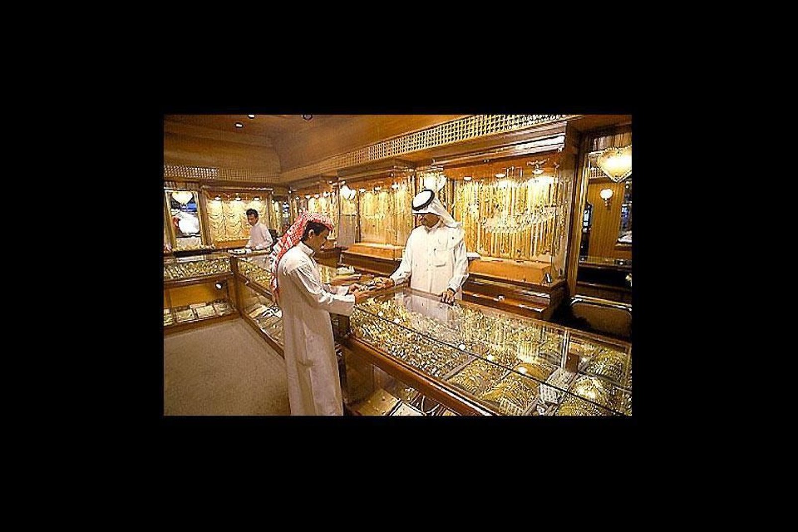 Nella città di Riyad si trovano numerosi venditori di gioielli a buon mercato.