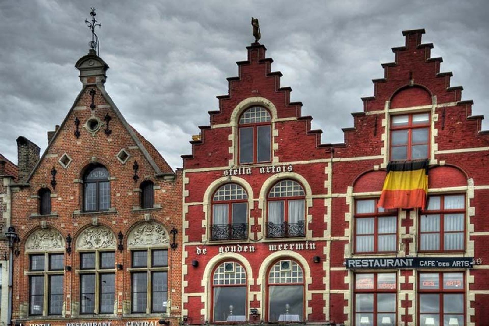 Le case anseatiche di Bruges conferiscono un fascino unico alla "Venezia del Nord".