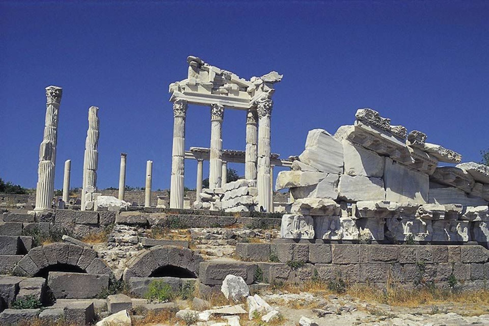 The ancient city still retains the seven Doric columns of the temple of Apollo.