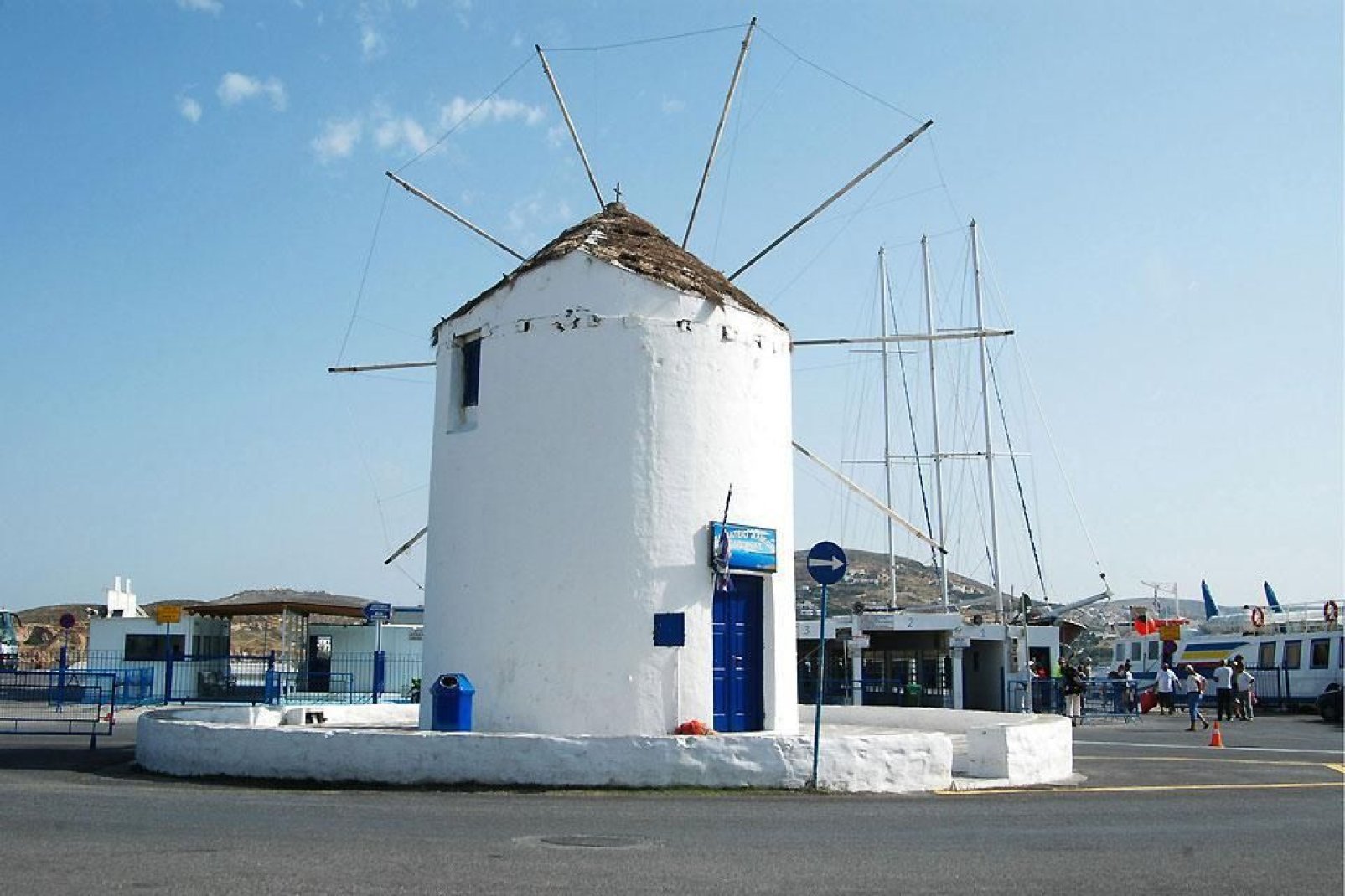 Like all of the island's in the region, Paros has its famous windmills, typical of the Cyclades region.