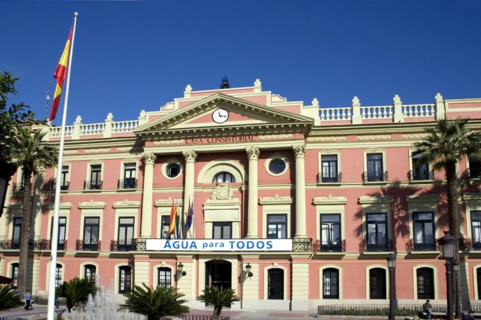 The town hall lies in the city square, known as The Glorieta.