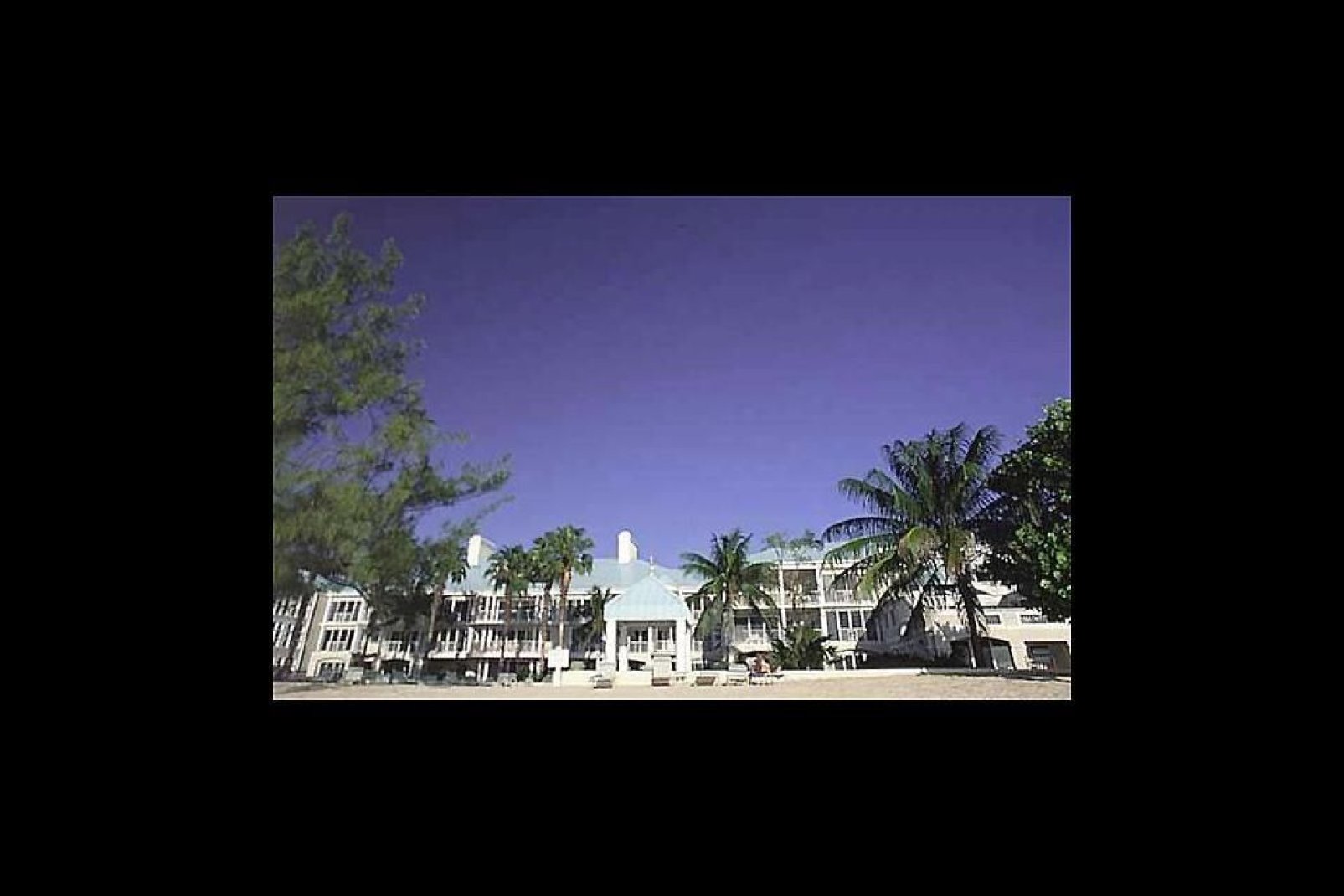 George Town est la capitale des Cayman située sur Grand Cayman. Vous y visiterez de célèbres sites historiques.
