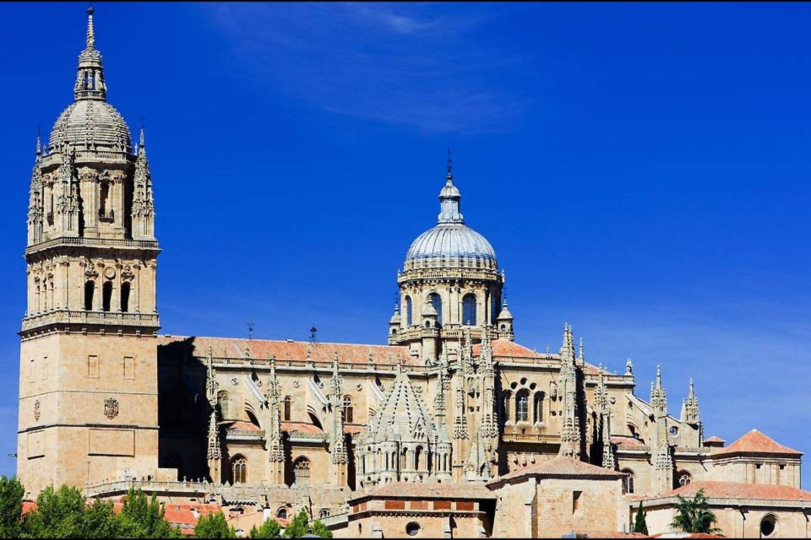 There are two cathedrals standing side by side: The "old" one dating from the 12th century and the "new" one built in the 16th century.