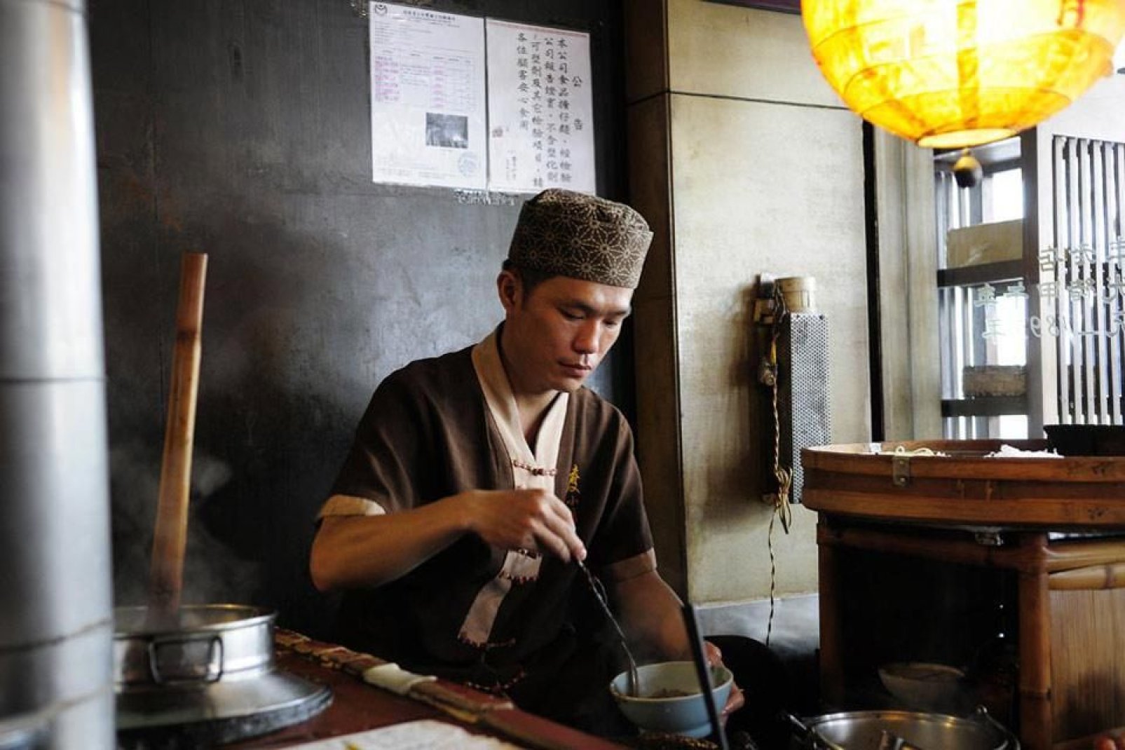 Desde 1895, los célebres fideos del restaurante Danzai, en Tainán, son famosos en todo el país.