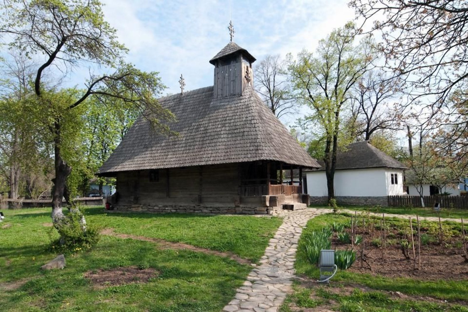 Bei einer Besichtigung dieser zwei Museen entdeckt man die verschiedenen Facetten des rumnischen Landlebens.