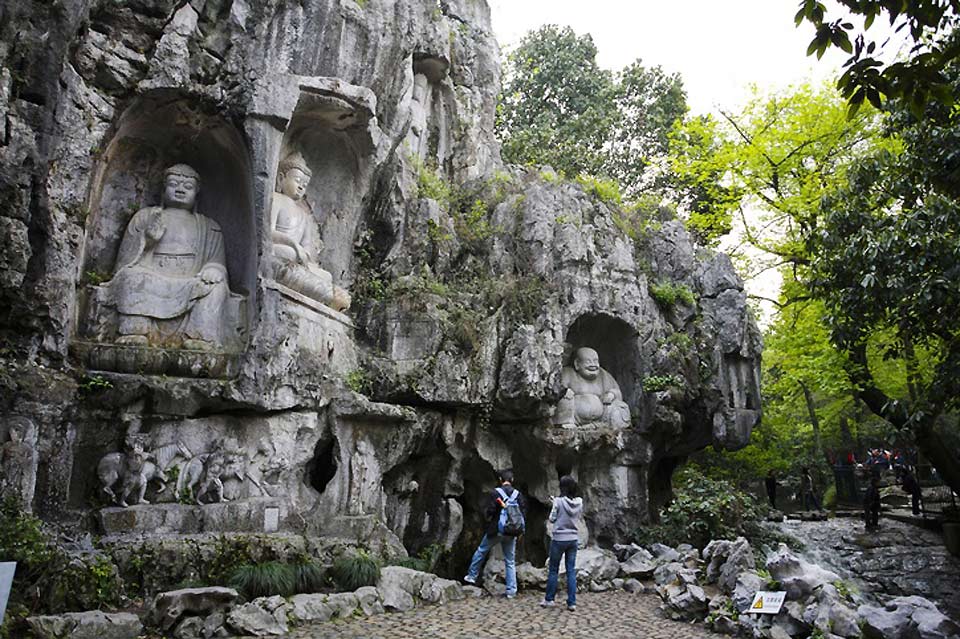 Resultado de imagem para templo lingyin de hangzhou