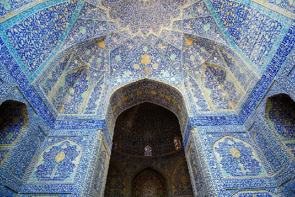 Travel to Isfahan, Iran - Isfahan Travel Guide - Easyvoyage