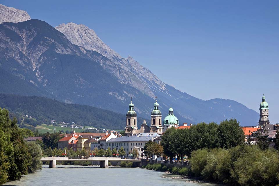 Reiseführer Innsbruck, Österreich - Entdecken Sie Innsbruck mit Easyvoyage