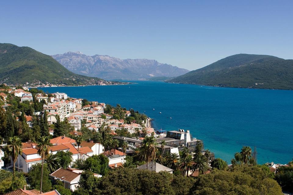 Travel To Herceg Novi Montenegro Herceg Novi Travel Guide Easyvoyage