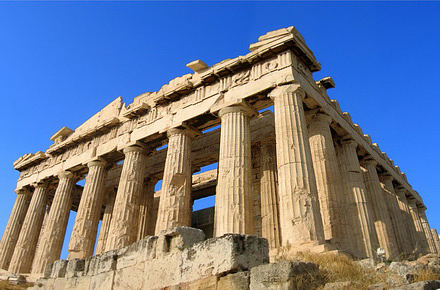 Viaje entre las Ruinas de Atenas