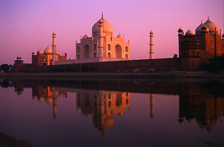 Indien: über dem Taj Mahal